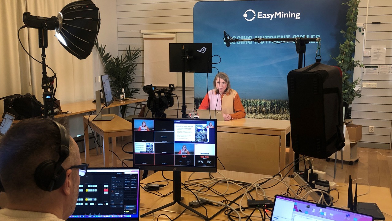 Broadcasting result presentation